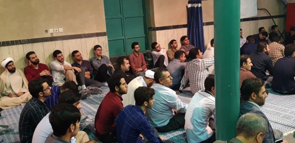 حضور پرشور دانشجویان پردیس شهید چمران در حسینیه جماران به مناسبت سالروز رحلت بنیانگذار جمهوری اسلامی ایران 7