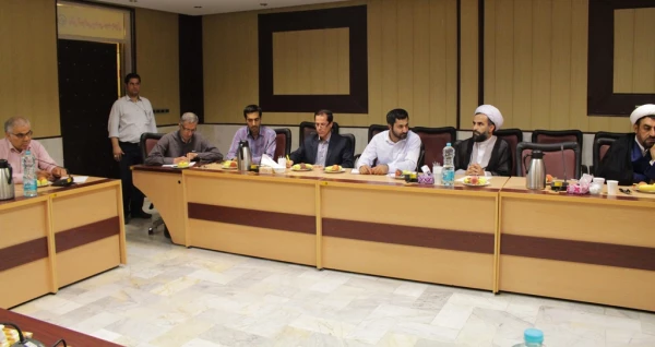 جلسه توجیهی مدیران و مجریان دوره اندیشه ورزان در پردیس شهید چمران 3