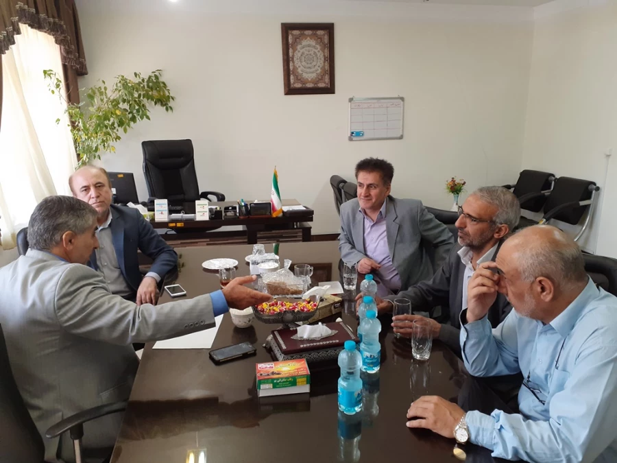 بازدید دکتر بلاغی مدیر امور پردیسهای استان تهران از مصاحبه داوطلبان کارشناسی پیوسته در پردیس شهید چمران 3