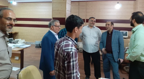 دیدار آقای حدادی از مصاحبه داوطلبان کارشناسی پیوسته دانشگاه فرهنگیان در پردیس شهید چمران 3