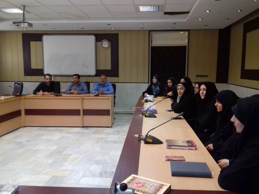 جلسه شورای پردیس شهید چمران با حضور مسئولان حوزه نظارت 8