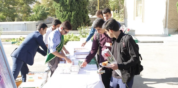 آیین استقبال از دانشجو معلمان جدید پسر دانشگاه فرهنگیان استان تهران 5