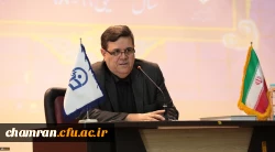 نسبت به نظام تعلیم و تربیت و کتاب های درسی نقاد باشید تا بتوان از فکر جوان شما بهره برد 6