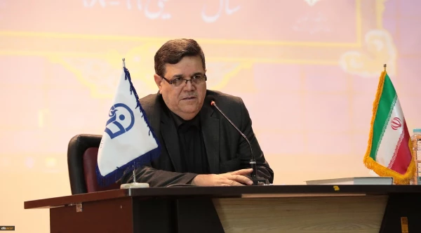 نسبت به نظام تعلیم و تربیت و کتاب های درسی نقاد باشید تا بتوان از فکر جوان شما بهره برد 6