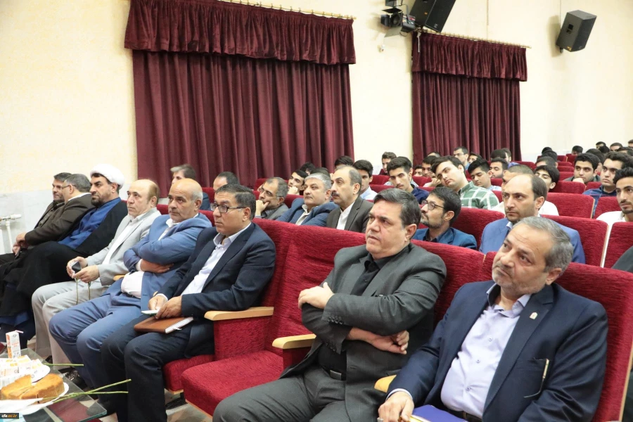 شما دانشجومعلمان، معلمان آتی و فرماندهان تعلیم و تربیت نسل آینده هستید 4