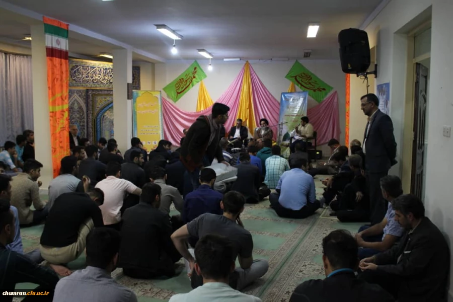 نشست صمیمی دانشجویان و همکاران پردیس شهید چمران در سرای دانشجویی 4