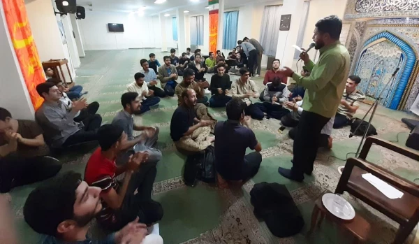 برگزاری جشن ولادت حضرت محمد (ص) و امام صادق (ع) در پردیس شهید چمران 4