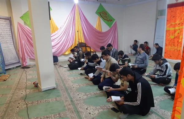 برگزاری جشن ولادت حضرت محمد (ص) و امام صادق (ع) در پردیس شهید چمران 8