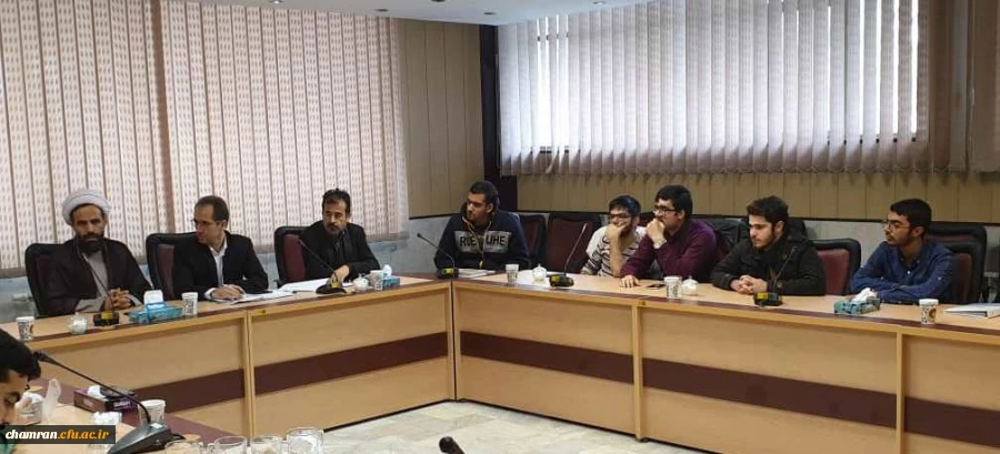 نشست فعالان کانونهای فرهنگی دانشجویی با مسئولان فرهنگی 3