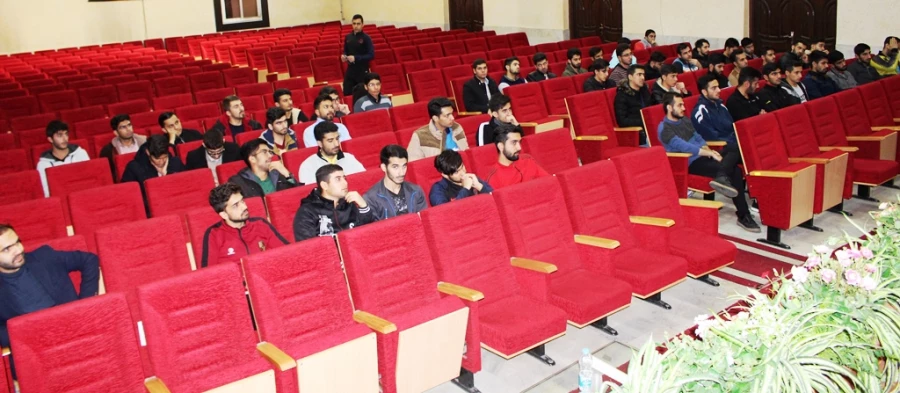 نشست علمی – تخصصی به مناسبت هفته کتاب و کتابخوانی 3