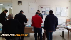 نمایشگاه کتاب در پردیس شهید چمران 2