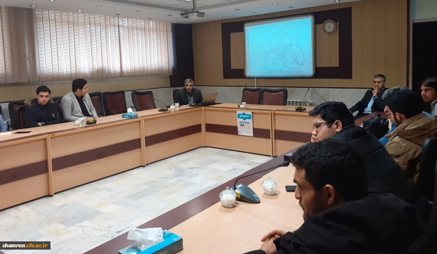 برگزاری نشستهای علمی-تخصصی با موضوع دانش تربیتی معلمان و شناخت ذهن  8