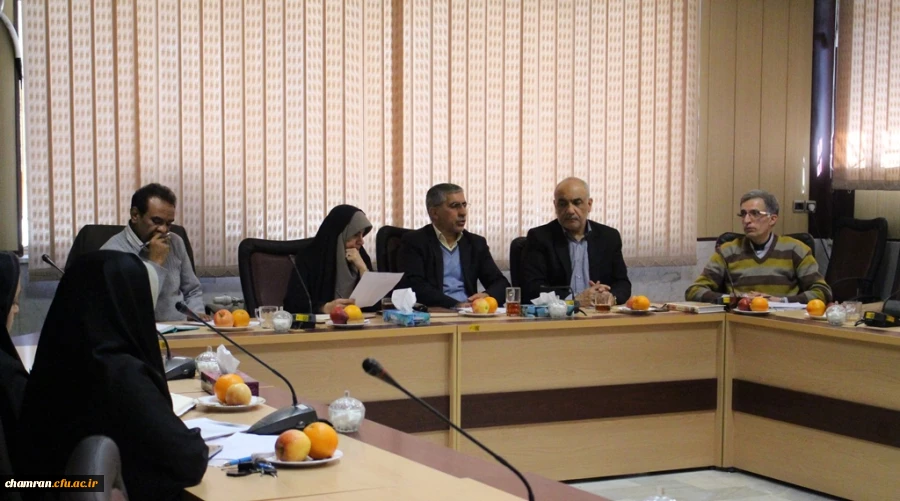 برگزاری جلسه گروه های آموزشی در پردیس شهید چمران 2