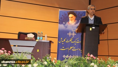 دکتر آزادی در افتتاحیه ششمین دوره حیات طیبه:

وظیفه دانشگاه فرهنگیان تربیت انسان سالم و کامل است