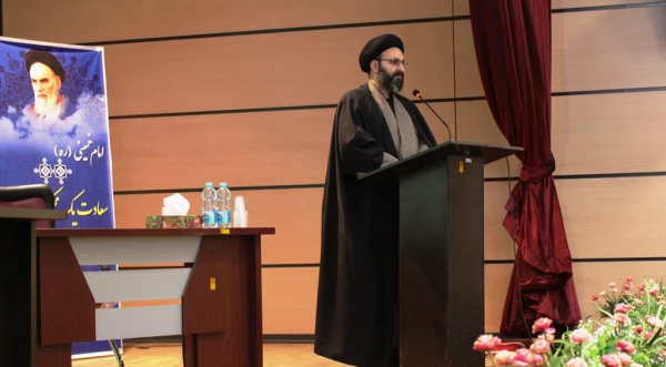 نهادینه سازی گفتمان تربیت معلم در گام دوم انقلاب اسلامی از وظایف خطیر متولیان تربیت معلم است 2