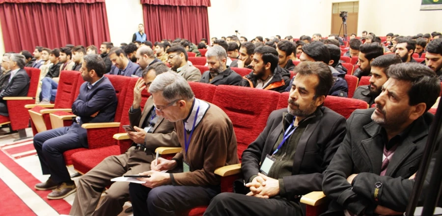 نهادینه سازی گفتمان تربیت معلم در گام دوم انقلاب اسلامی از وظایف خطیر متولیان تربیت معلم است 5