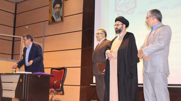 افتتاح سالن اجتماعات مزین به نام شهید حاج قاسم سلیمانی 
 13