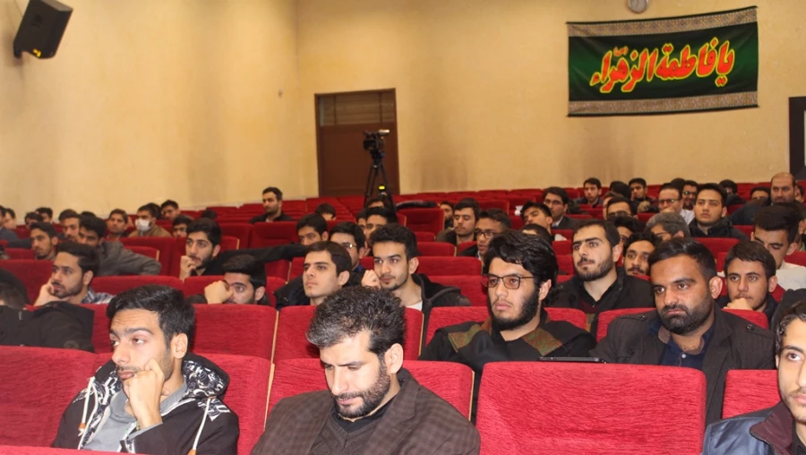 برنامه های ششمین دوره کشوری حیات طیبه در سالن اجتماعات شهید حاج قاسم سلیمانی 3