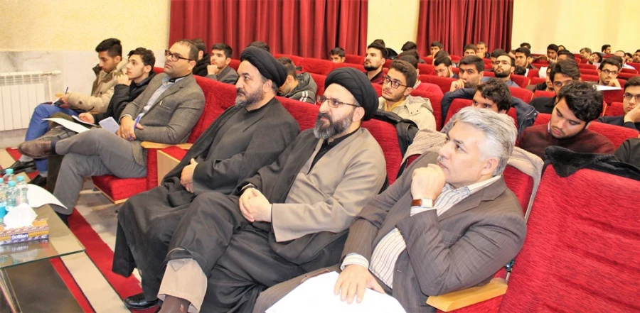 برنامه های ششمین دوره کشوری حیات طیبه در سالن اجتماعات شهید حاج قاسم سلیمانی 4