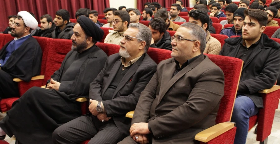 برنامه های ششمین دوره کشوری حیات طیبه در سالن اجتماعات شهید حاج قاسم سلیمانی 7