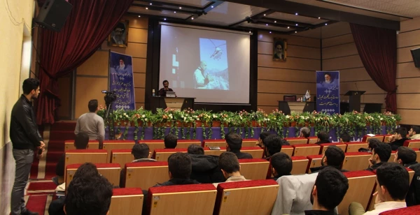 برنامه های ششمین دوره کشوری حیات طیبه در سالن اجتماعات شهید حاج قاسم سلیمانی 19