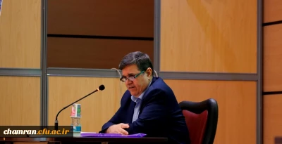 دکتر خنیفر در سالن اجتماعات شهید حاج قاسم سلیمانی:

کلاس درس یک بهشت متحرک است