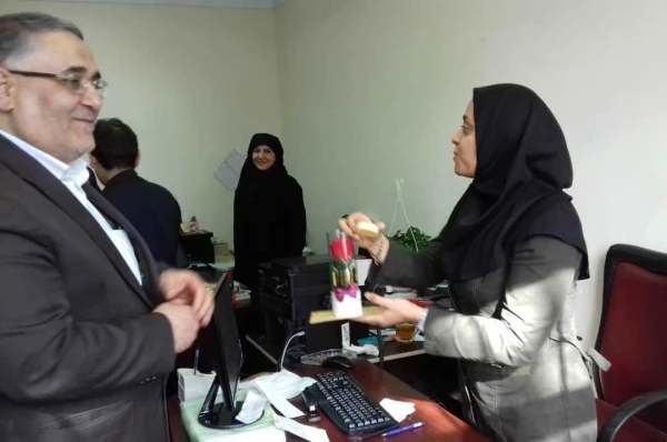 تقدیر از همکاران خانم به مناسبت سالروز ولادت حضرت فاطمه سلام الله علیها و روز زن و روز مادر 2