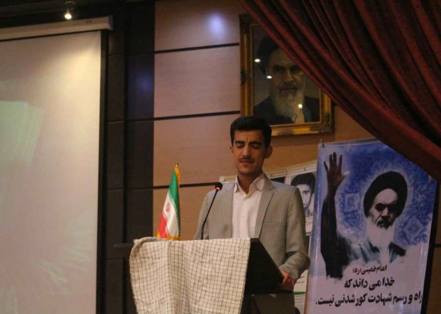 برگزاری همایش یادواره شهدا در پردیس شهید چمران 3