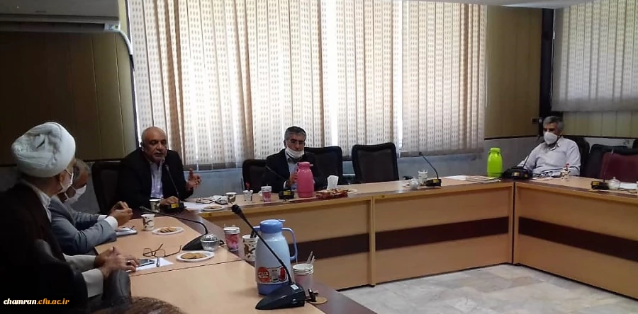 برگزاری جلسه شورای آموزشی پردیس شهید چمران 2