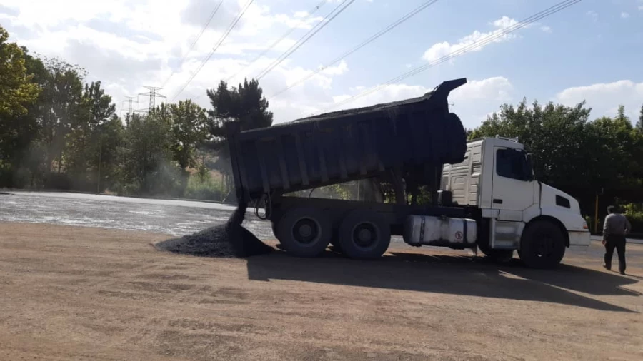 انجام پروژه آسفالت ریزی در پردیس شهید چمران 5