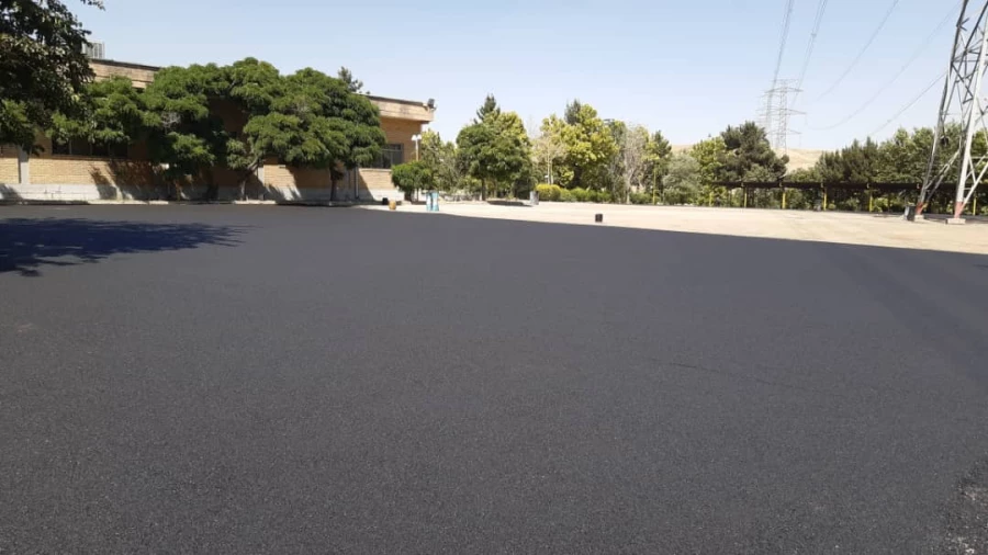 انجام پروژه آسفالت ریزی در پردیس شهید چمران 6