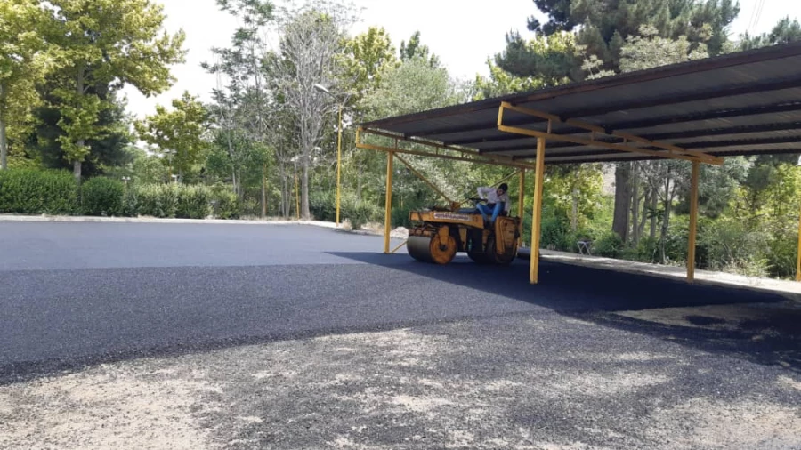 انجام پروژه آسفالت ریزی در پردیس شهید چمران 20