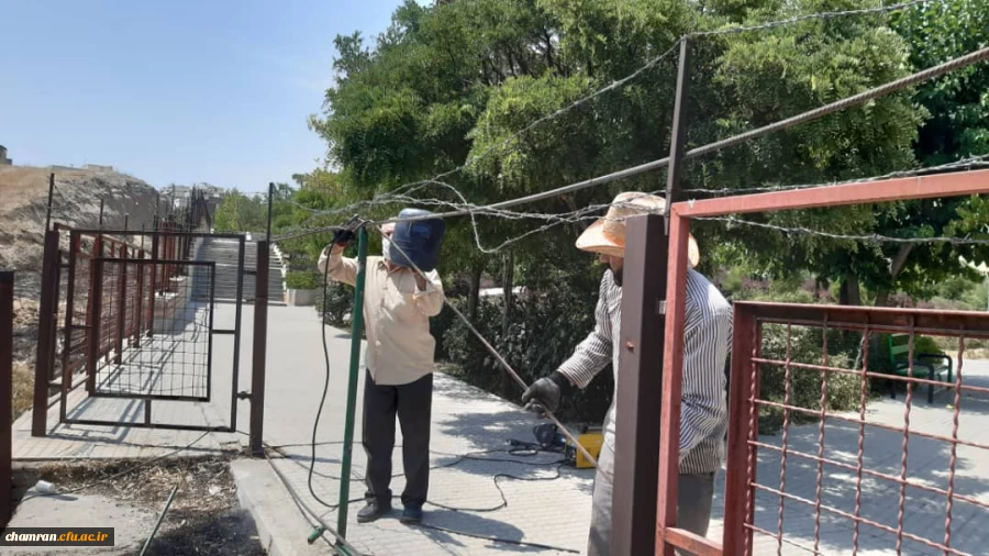 ترمیم موقت حصارهای ضلع شمالی پردیس شهید چمران 3