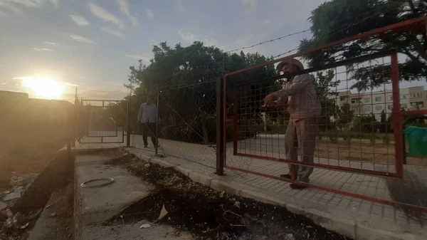 ترمیم موقت حصارهای ضلع شمالی پردیس شهید چمران 7