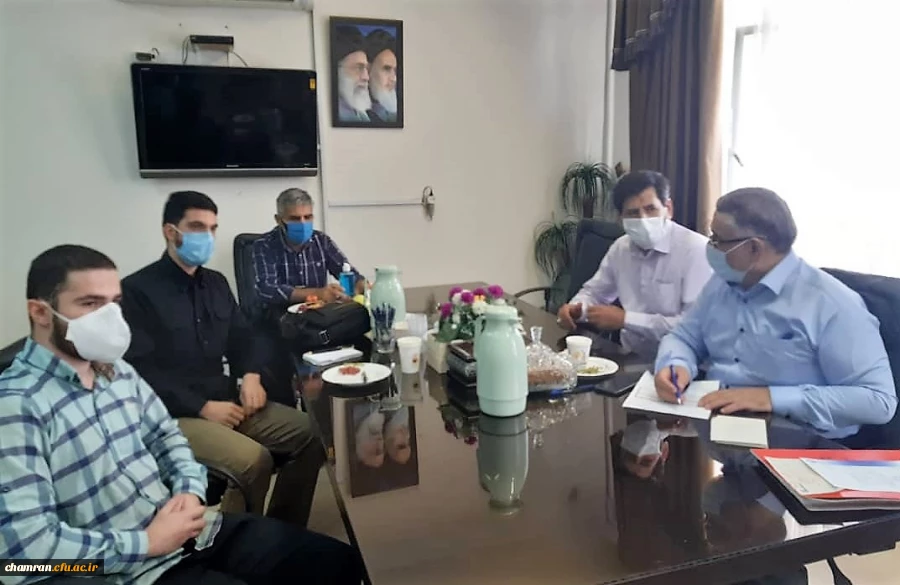 برگزاری نشست دیدار مسئولان پردیس شهید چمران با مسئولان بسیج دانشجویی
 2