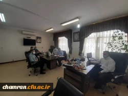 برگزاری نشست دیدار مسئولان پردیس شهید چمران با مسئولان بسیج دانشجویی
 3