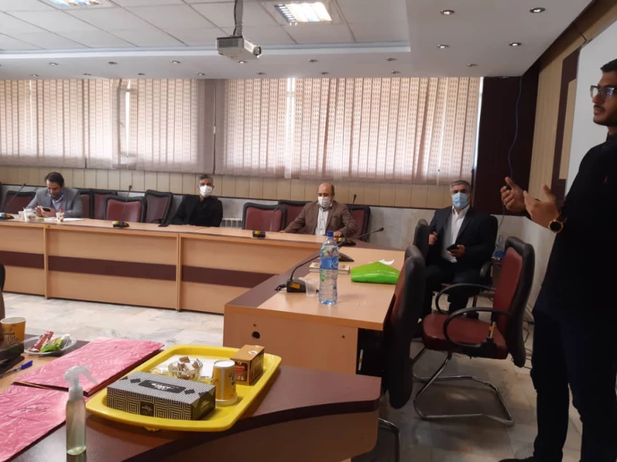 بازدید دکتر بلاغی از فرایند مصاحبه داوطلبان شغل معلمی در پردیس شهید چمران 4