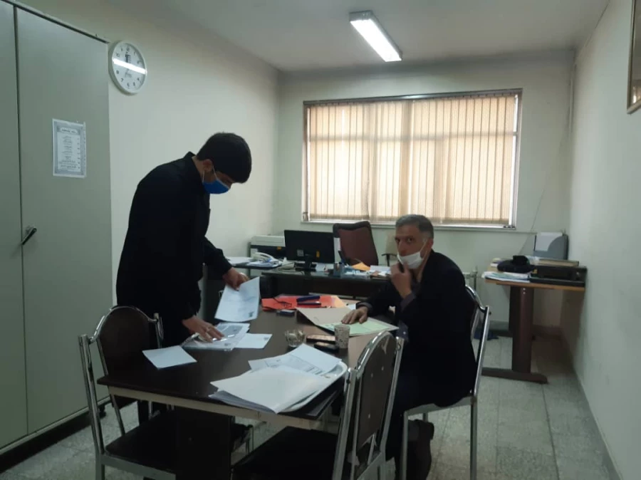 ادامه فرایند مصاحبه از افراد جامانده داوطلب شغل معلمی در پردیس شهید چمران
 3