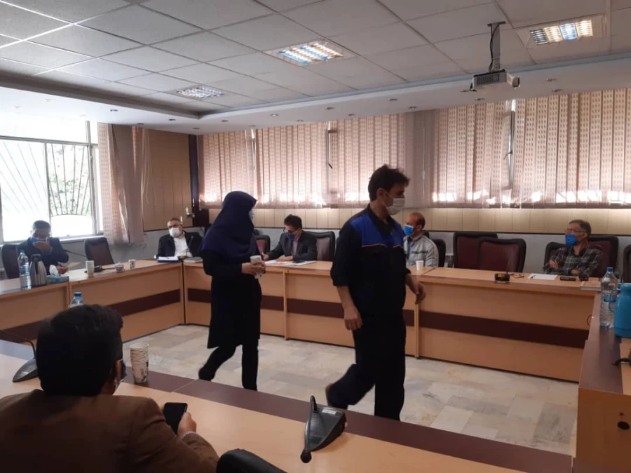 برگزاری جلسه شورای اداری پردیس شهید چمران 4