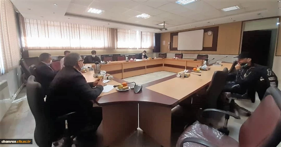 جلسه منتخبان شورای صنفی دانشجومعلمان با مسئولان پردیس شهید چمران
 2