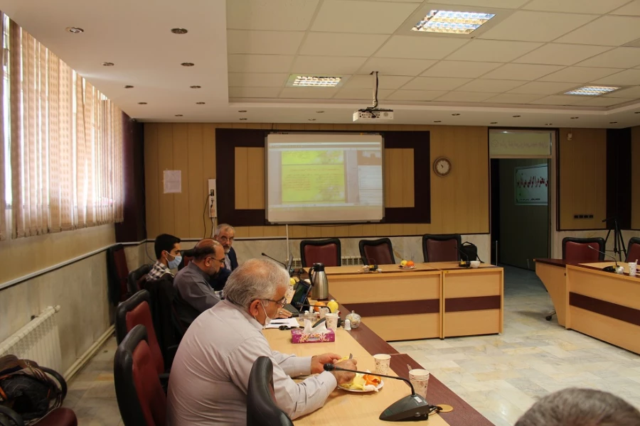 کرسی تبیین ضرورت بهسازی ساختار دوره کارشناسی تربیت معلم و ارائه الگوی مطلوب آن بر مبنای اساسنامه دانشگاه فرهنگیان 5