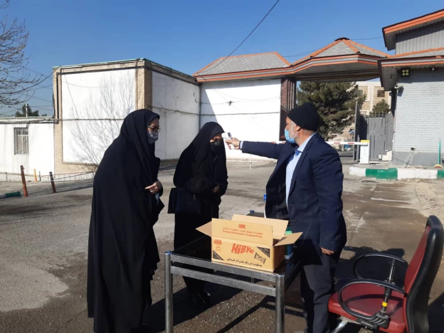 انجام ثبت نام حضوری مهارت آموزان ورودی بهمن ۱۳۹۹ 3