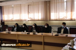 تکریم از خانم دکتر نادری معاون امور آموزشی پژوهشی و فرهنگی فرهنگی مدیریت امور پردیس های استان تهران 5