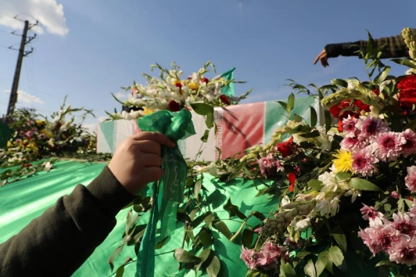 تشییع و به خاک سپاری شهید گمنام در پردیس شهید چمران 8