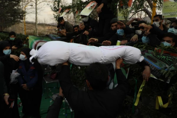 تشییع و به خاک سپاری شهید گمنام در پردیس شهید چمران 10