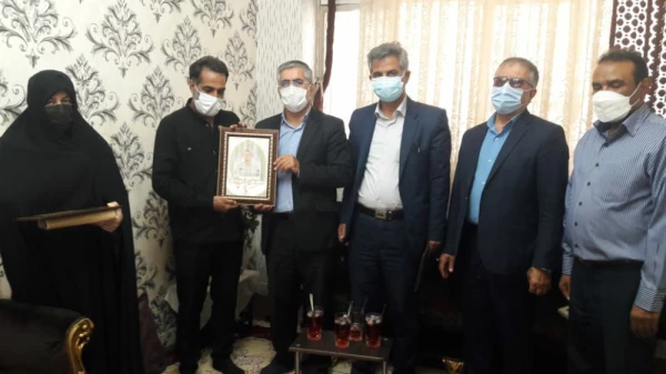 دیدار و تقدیر از خانواده شهید یوسفی  9