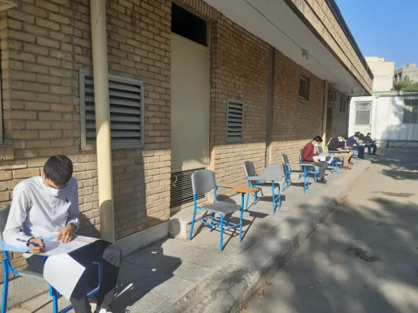 سومین روز از برگزاری مصاحبه داوطلبان شغل معلمی در پردیس شهید چمران 7