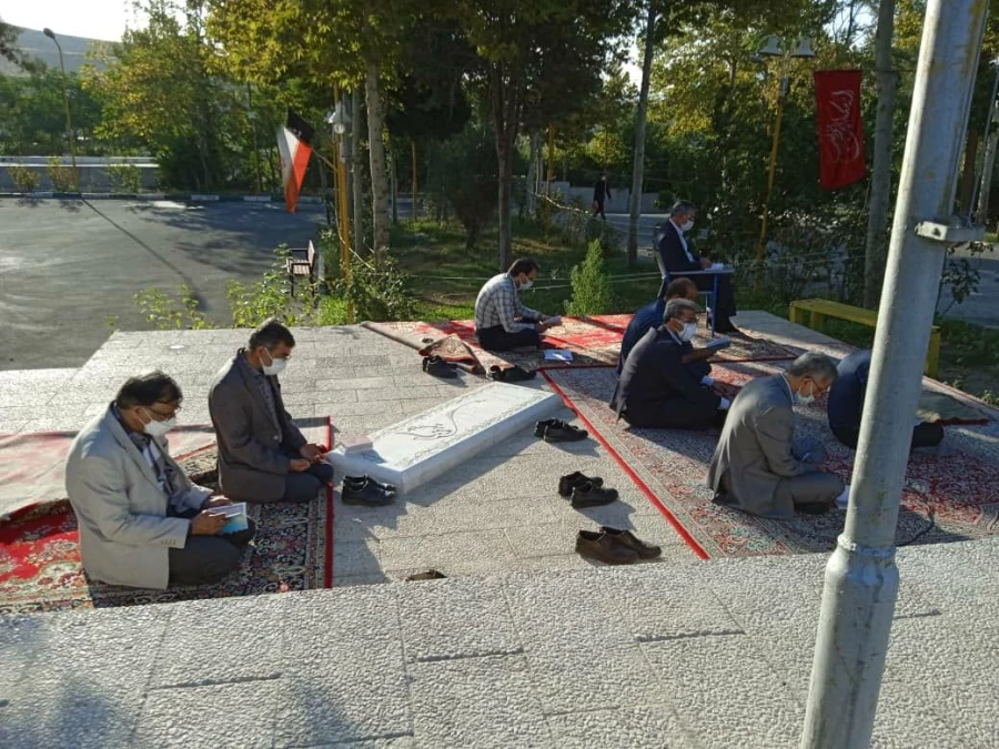 مراسم قرائت زیارت عاشورا 2