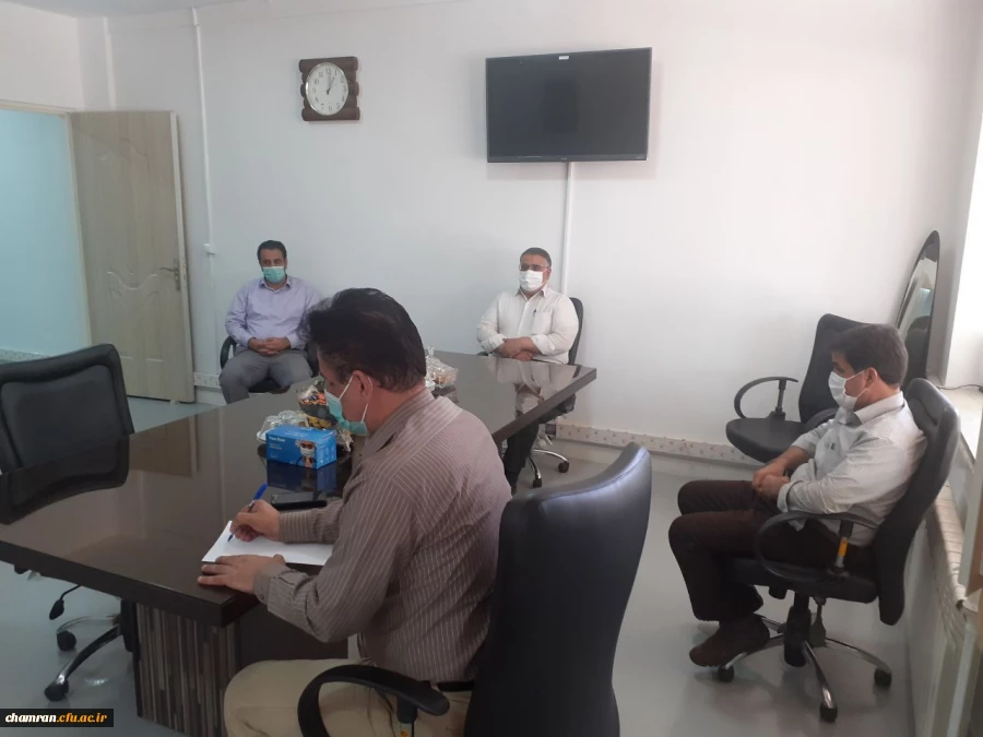 جلسه در خصوص فرایند مصاحبه داوطلبان چند برابر ظرفیت آزمون سراسری ۱۴۰۰
 4