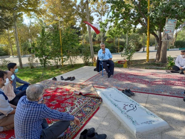 قرائت زیارت عاشورا و گرامیداشت هفته دفاع مقدس 2